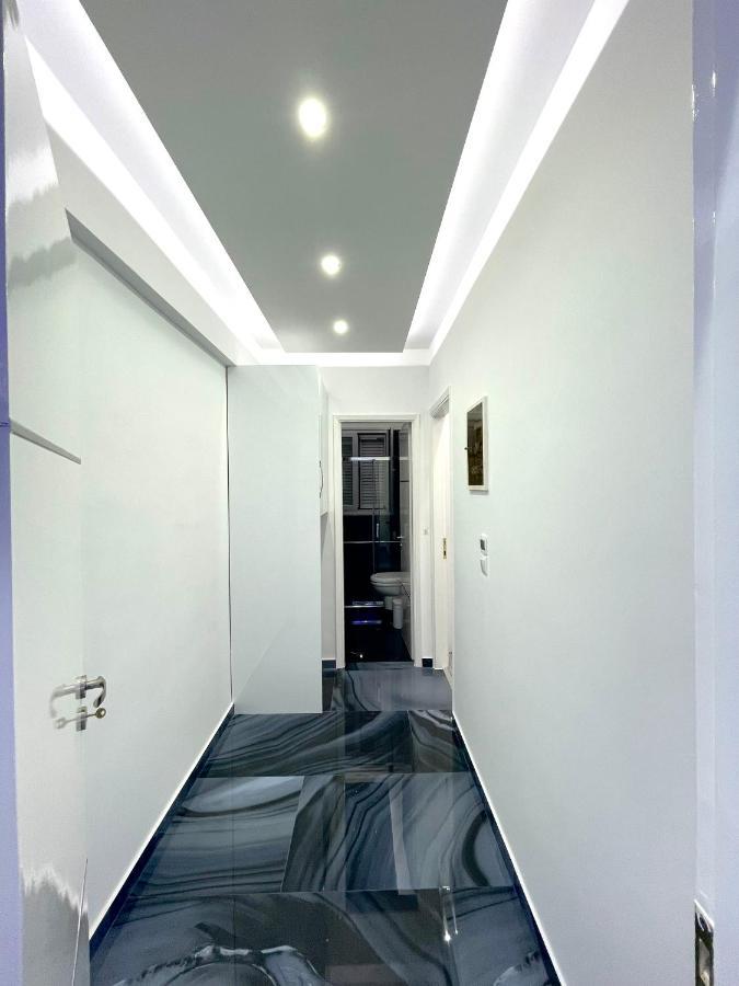 Rafina'S Luxury Apartment Екстериор снимка